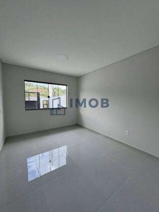 Imagem Casa com 2 Quartos à Venda, 55 m² em Beira Rio - Guaramirim Imagem Casa com 2 Quartos à Venda, 55 m² em Beira Rio - Guaramirim