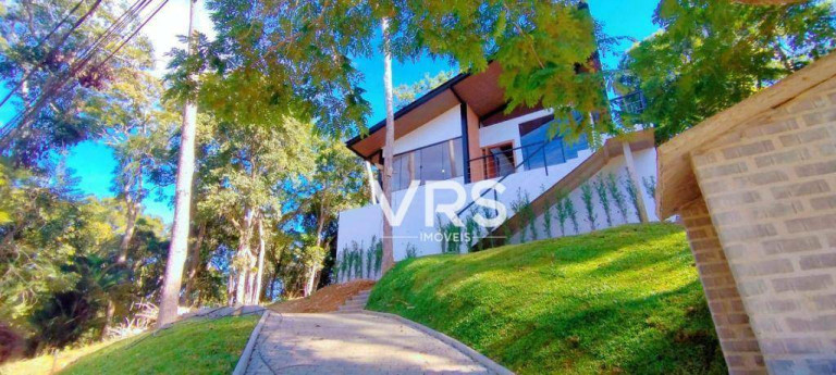 Imagem Casa com 3 Quartos à Venda, 134 m² em Vargem Grande - Teresópolis Imagem Casa com 3 Quartos à Venda, 134 m² em Vargem Grande - Teresópolis