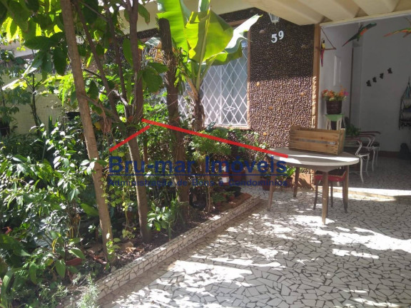 Casa com 3 Quartos à Venda, 200 m² em Gonzaga - Santos