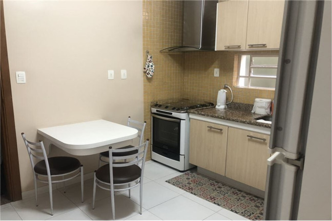 Imagem Casa com 3 Quartos à Venda, 150 m² em Vila Canero - São Paulo