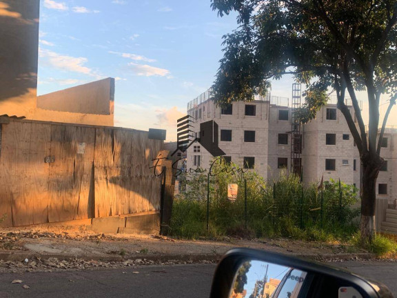 Imagem Terreno à Venda, 647 m² em Cabral - Contagem Imagem Terreno à Venda, 647 m² em Cabral - Contagem