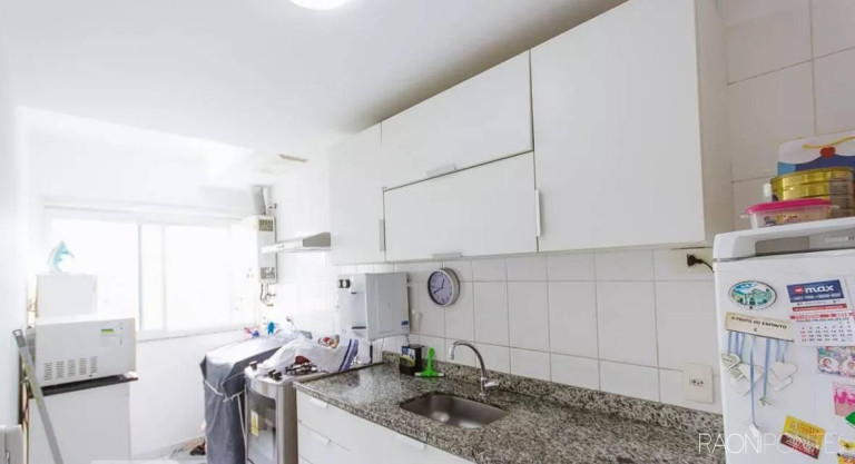 Imagem Apartamento com 2 Quartos à Venda, 65 m² em Camorim