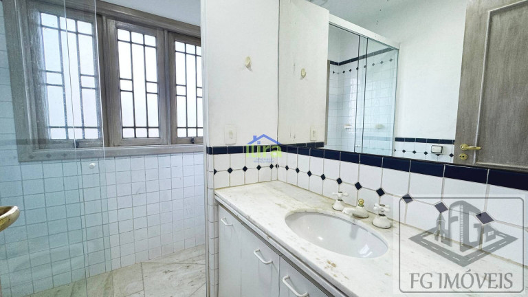 Imagem Sobrado com 4 Quartos à Venda, 560 m² em Alphaville Residencial Dois - Barueri