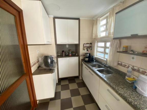 Imagem Imóvel com 3 Quartos à Venda, 215 m² em Petrópolis - Porto Alegre