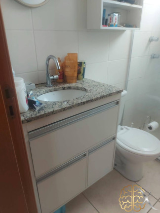Imagem Apartamento com 2 Quartos à Venda,  em Jardim Gurilândia - Taubaté