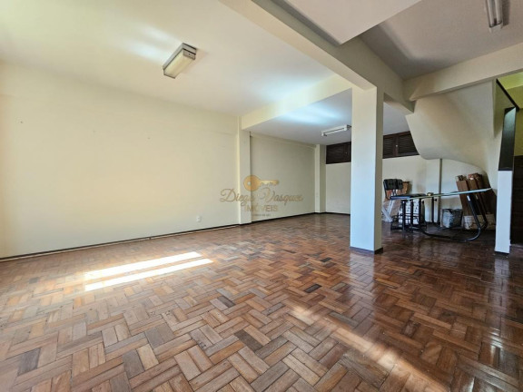 Imagem Casa com 4 Quartos à Venda, 320 m² em Parque Do Ingá - Teresópolis Imagem Casa com 4 Quartos à Venda, 320 m² em Parque Do Ingá - Teresópolis