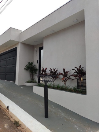Casa com 2 Quartos à Venda, 50 m² em Condomínio Douglas Devós Faleiros - Patrocínio Paulista
