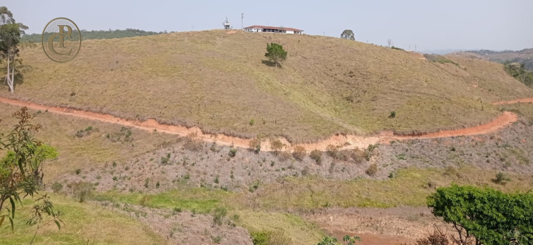 Chácara à Venda, 100 m² em Centro - Jacareí