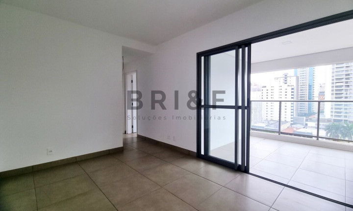 Apartamento com 2 Quartos à Venda ou Locação, 64 m² em Santo Amaro - São Paulo