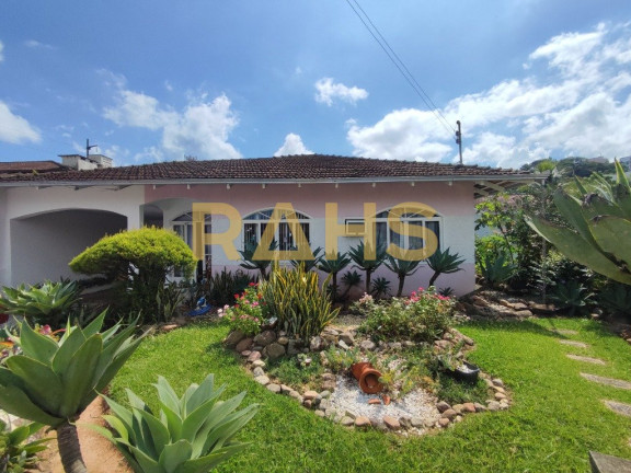 Imagem Casa com 4 Quartos à Venda, 187 m² em Anita Garibaldi - Joinville Imagem Casa com 4 Quartos à Venda, 187 m² em Anita Garibaldi - Joinville