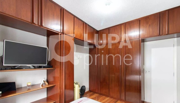 Imagem Casa com 5 Quartos à Venda, 182 m² em Jardim Guanca - São Paulo