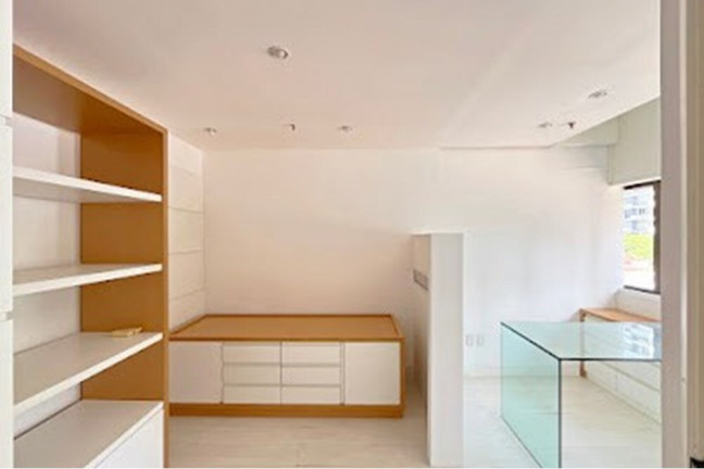 Imagem Sala Comercial à Venda, 46 m² em Moinhos De Vento - Porto Alegre Imagem Sala Comercial à Venda, 46 m² em Moinhos De Vento - Porto Alegre