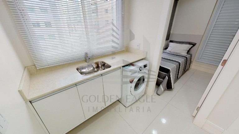 Imagem Apartamento com 3 Quartos à Venda, 198 m² em Centro - Balneário Camboriú Imagem Apartamento com 3 Quartos à Venda, 198 m² em Centro - Balneário Camboriú