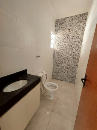 Imagem Casa com 2 Quartos à Venda, 67 m² em Parque Augustus - Itanhaém Imagem Casa com 2 Quartos à Venda, 67 m² em Parque Augustus - Itanhaém