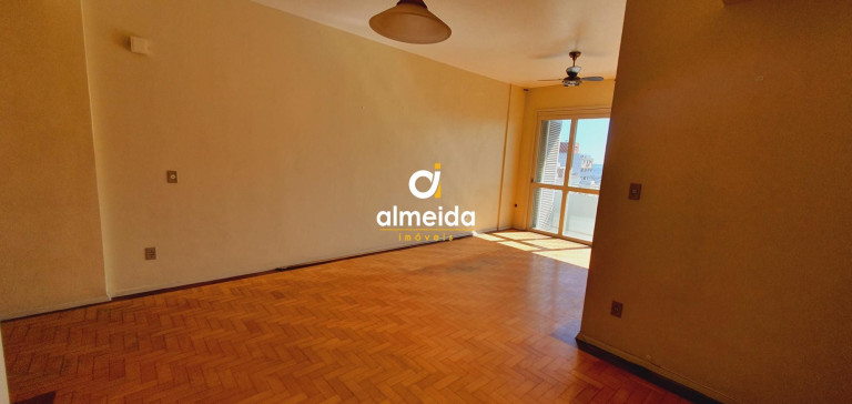 Apartamento com 3 Quartos à Venda, 130 m² em Centro - Santa Maria