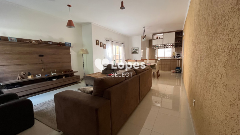 Imagem Imóvel com 3 Quartos à Venda, 245 m² em Condominio Picollo Villaggio - Louveira