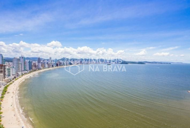 Imagem Apartamento com 4 Quartos à Venda, 238 m² em Centro - Balneário Camboriú Imagem Apartamento com 4 Quartos à Venda, 238 m² em Centro - Balneário Camboriú