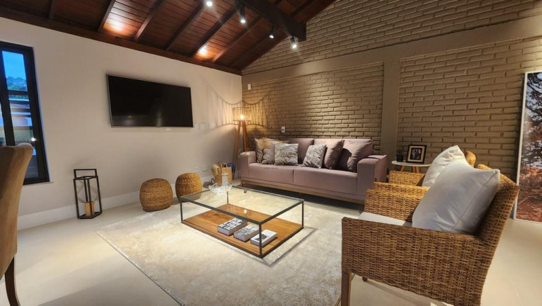 Imagem Casa com 5 Quartos à Venda, 497 m² em Granja Comary - Teresópolis Imagem Casa com 5 Quartos à Venda, 497 m² em Granja Comary - Teresópolis
