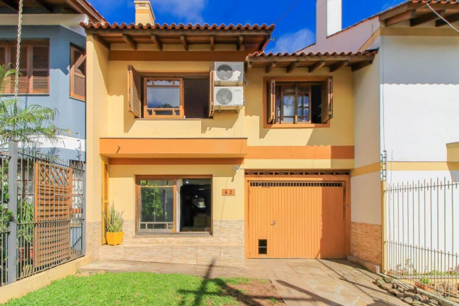 Imagem Imóvel com 4 Quartos à Venda,  em Espírito Santo - Porto Alegre