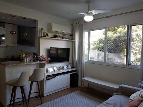 Imagem Apartamento com 2 Quartos à Venda, 50 m² em Azenha - Porto Alegre