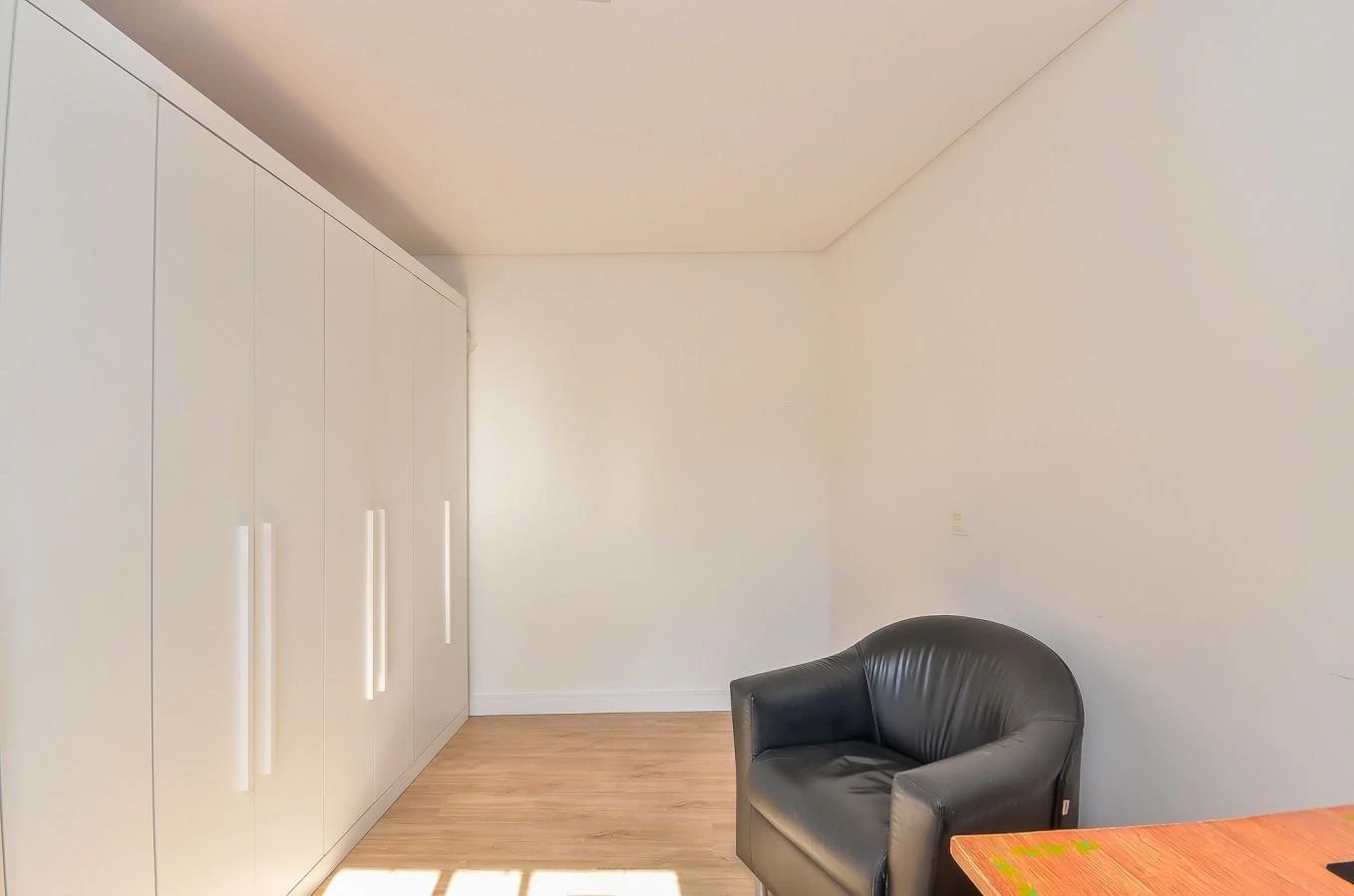 Imagem Casa com 3 Quartos à Venda, 236 m² em Vista Alegre - Curitiba Imagem Casa com 3 Quartos à Venda, 236 m² em Vista Alegre - Curitiba