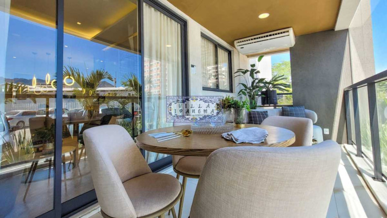 Imagem Apartamento com 3 Quartos à Venda, 106 m² em Barra Da Tijuca - Rio De Janeiro