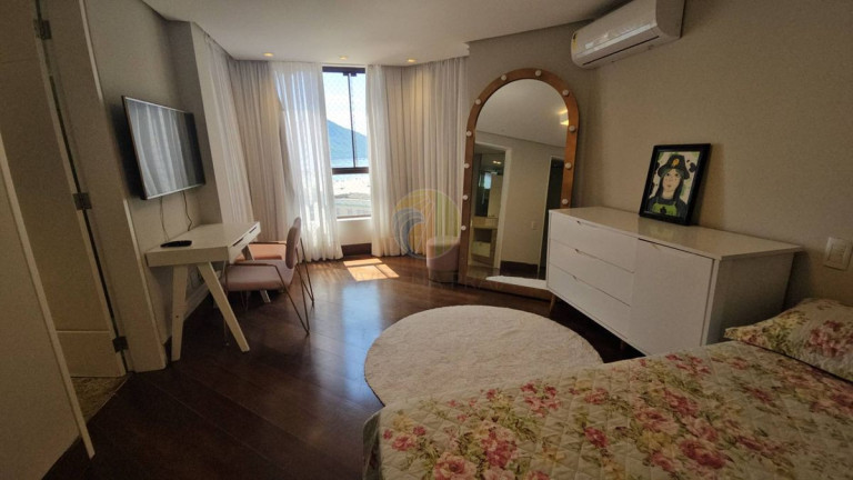 Imagem Apartamento com 4 Quartos para Alugar,  em Centro - Balneário Camboriú