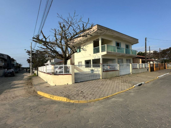 Imagem Casa com 6 Quartos à Venda, 200 m² em Centro - Balneário Barra Do Sul