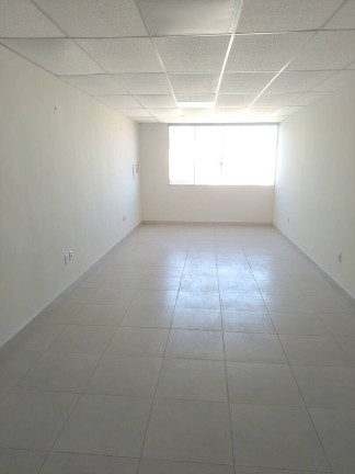 Sala Comercial à Venda, 45 m² em Centro - Macaé