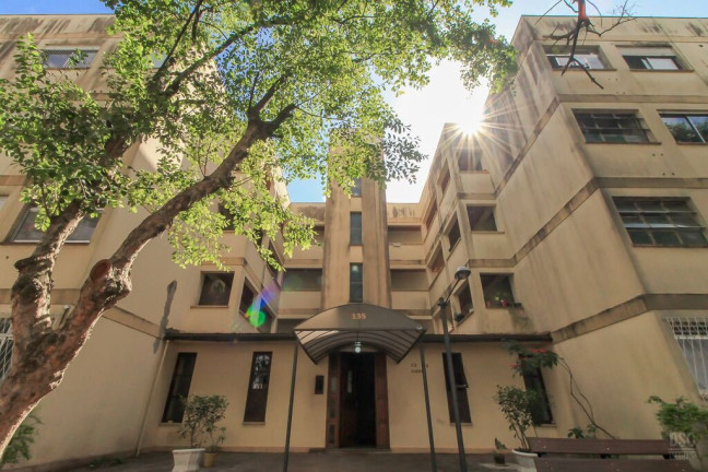 Imagem Apartamento com 3 Quartos à Venda, 63 m² em Santo Antônio - Porto Alegre