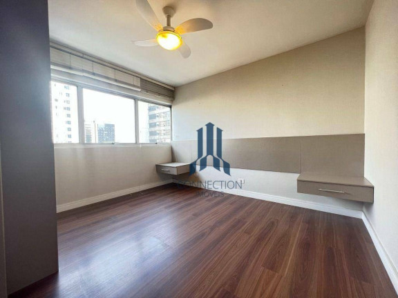 Imagem Apartamento com 2 Quartos à Venda, 70 m² em Centro - Curitiba