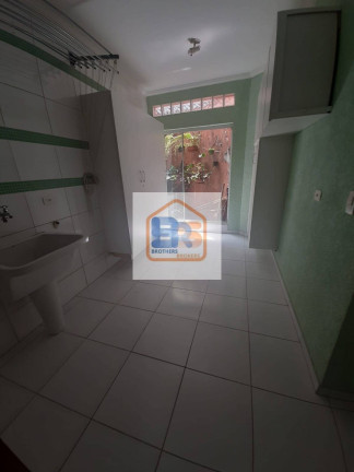 Imagem Sobrado com 3 Quartos à Venda, 253 m² em Conjunto Residencial Vista Verde - São Paulo Imagem Sobrado com 3 Quartos à Venda, 253 m² em Conjunto Residencial Vista Verde - São Paulo