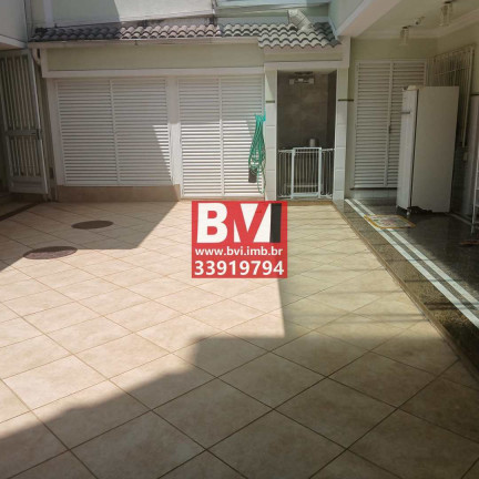 Casa com 4 Quartos à Venda, 450 m² em Vila Da Penha - Rio De Janeiro