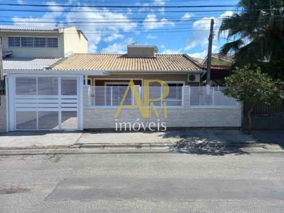 Casa com 2 Quartos à Venda, 200 m² em Madri - Palhoça