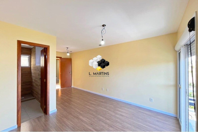 Imagem Casa com 3 Quartos à Venda, 230 m² em Hípica - Porto Alegre Imagem Casa com 3 Quartos à Venda, 230 m² em Hípica - Porto Alegre