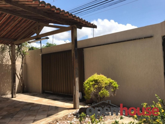 Imagem Casa com 3 Quartos à Venda, 250 m² em Candelária - Natal