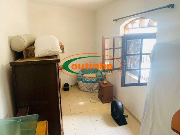 Imagem Casa com 4 Quartos à Venda, 317 m² em Grajaú - Rio De Janeiro Imagem Casa com 4 Quartos à Venda, 317 m² em Grajaú - Rio De Janeiro