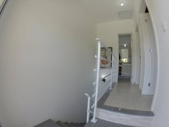 Imagem Sobrado com 2 Quartos à Venda, 68 m² em Vila Areao - Taubaté Imagem Sobrado com 2 Quartos à Venda, 68 m² em Vila Areao - Taubaté