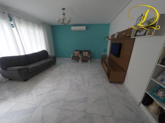 Imagem Casa com 4 Quartos à Venda, 202 m² em Maracanã - Praia Grande Imagem Casa com 4 Quartos à Venda, 202 m² em Maracanã - Praia Grande