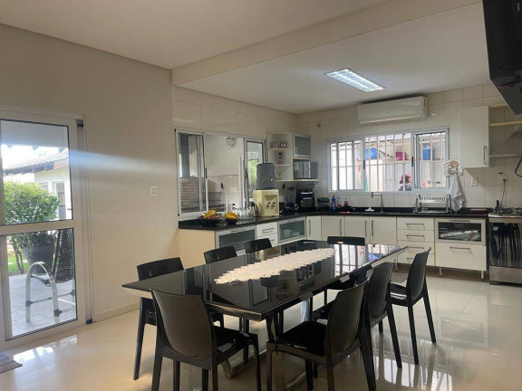 Imagem Casa de Condomínio com 6 Quartos à Venda, 785 m² em Jardim Itália - Cuiabá