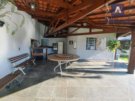 Imagem Casa com 5 Quartos para Alugar, 210 m² em Santo Antônio - Louveira