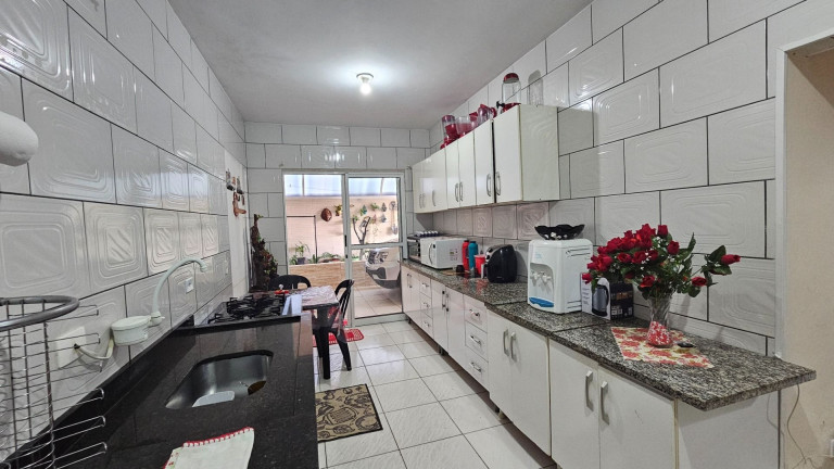 Imagem Casa com 6 Quartos à Venda, 340 m² em Cajuru - Curitiba