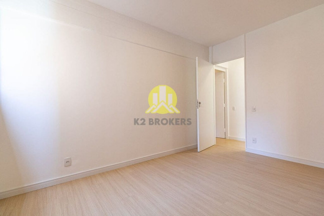 Imagem Apartamento com 3 Quartos à Venda, 121 m² em Itaim Bibi - São Paulo