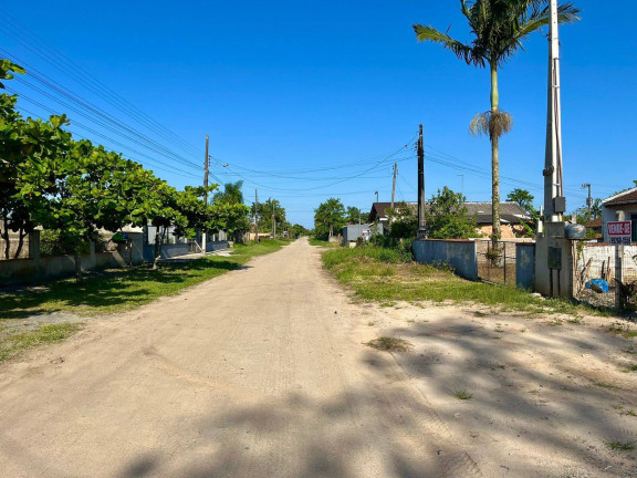 Imagem Casa com 3 Quartos à Venda, 100 m² em Costeira - Balneário Barra Do Sul Imagem Casa com 3 Quartos à Venda, 100 m² em Costeira - Balneário Barra Do Sul