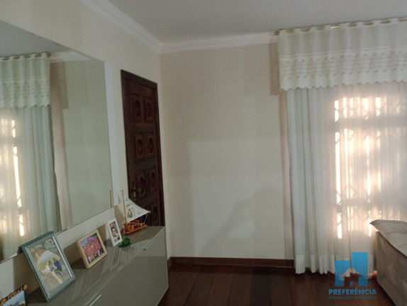 Imagem Casa com 3 Quartos à Venda, 240 m² em Cara Cara - Ponta Grossa