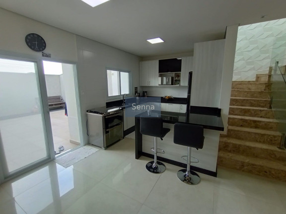 Imagem Casa com 3 Quartos à Venda,  em Laranjeiras - Caieiras