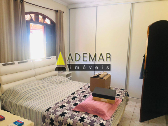 Imagem Casa com 3 Quartos à Venda, 360 m² em Eldorado - Diadema Imagem Casa com 3 Quartos à Venda, 360 m² em Eldorado - Diadema