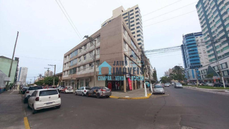 Apartamento com 2 Quartos à Venda,  em Centro - Tramandaí