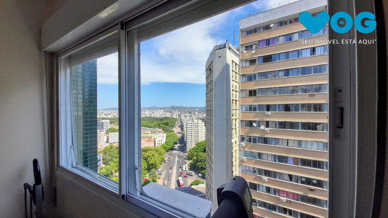 Imagem Imóvel com 3 Quartos à Venda, 99 m² em Centro Histórico - Porto Alegre Imagem Imóvel com 3 Quartos à Venda, 99 m² em Centro Histórico - Porto Alegre