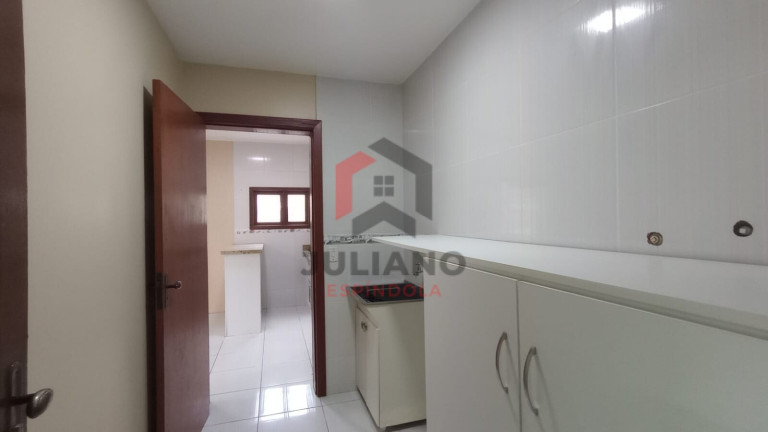 Imagem Casa com 2 Quartos à Venda, 75 m² em Hípica - Porto Alegre